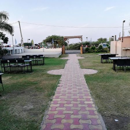 Hotel Shiv Regency Kukma Luaran gambar