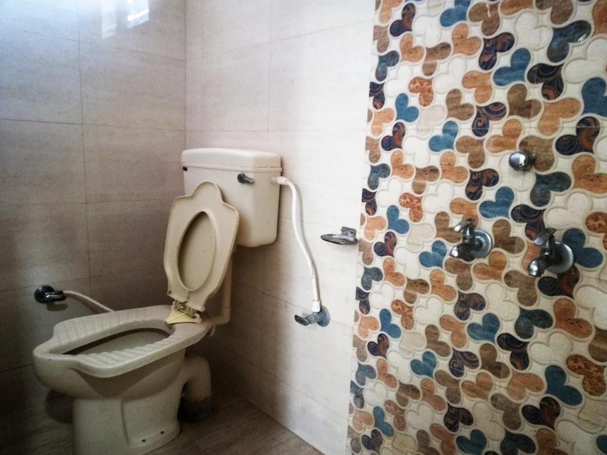 Hotel Shiv Regency Kukma Luaran gambar