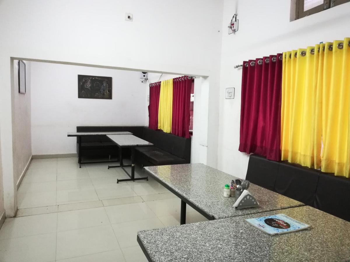 Hotel Shiv Regency Kukma Luaran gambar